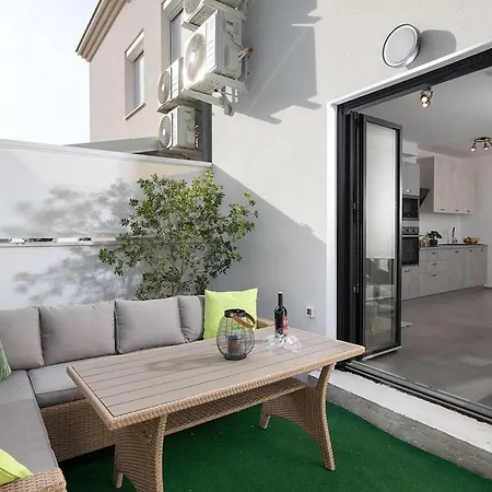 Diana Apartmán *